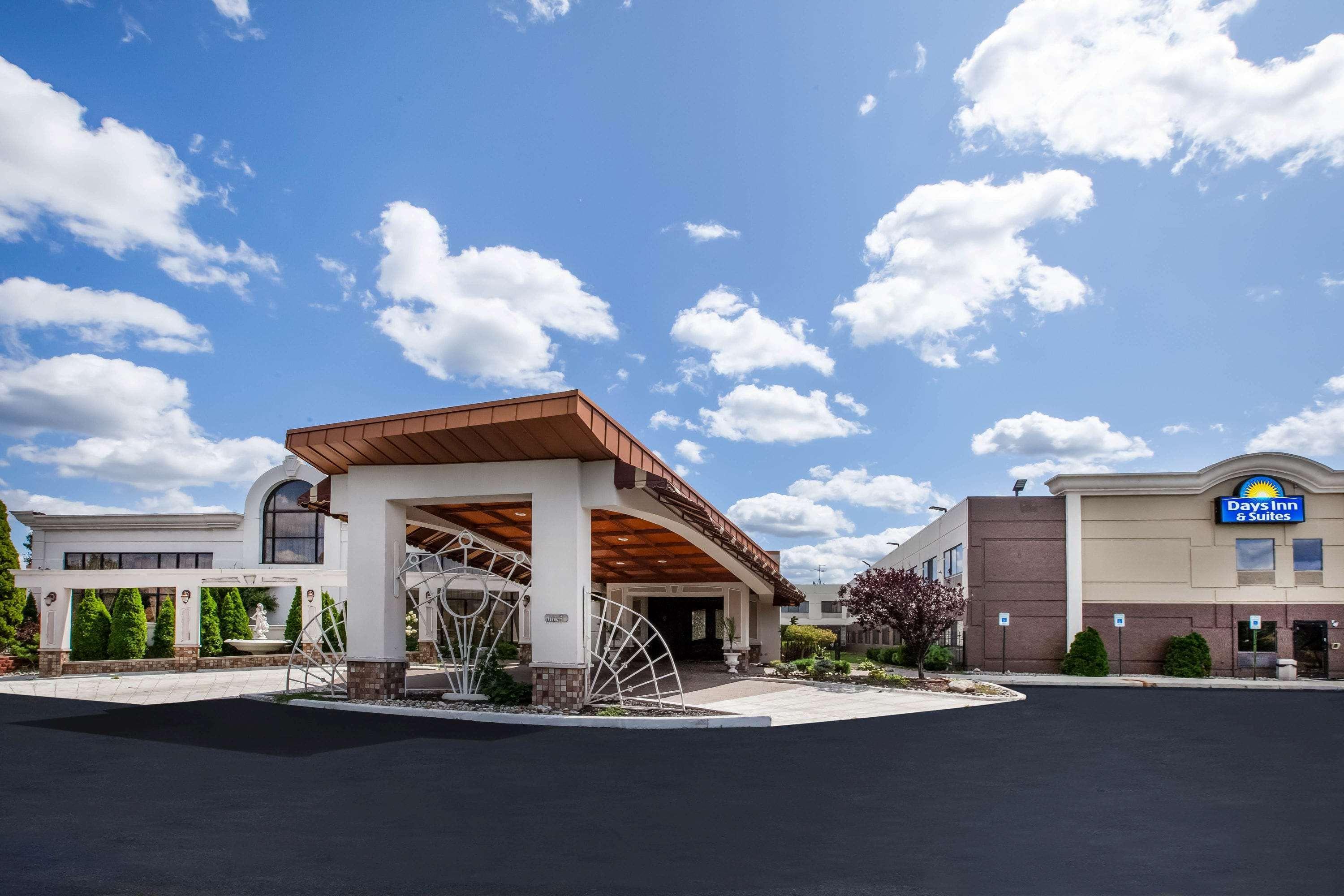 Days Inn & Suites By Wyndham Rochester Hills Mi Eksteriør bilde