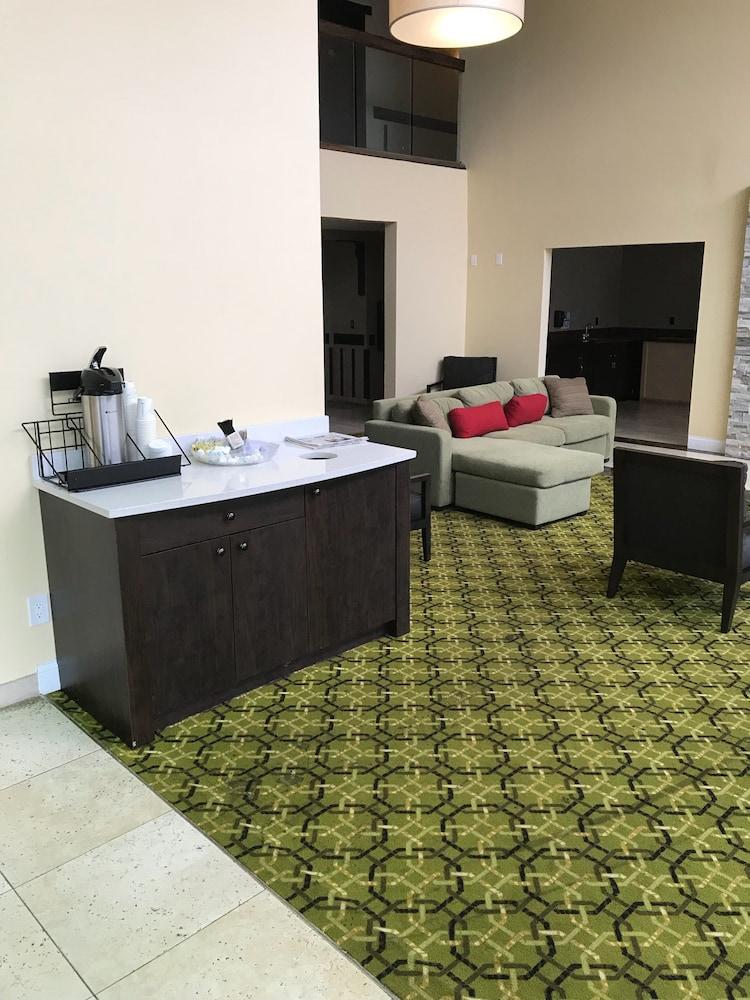 Days Inn & Suites By Wyndham Rochester Hills Mi Eksteriør bilde